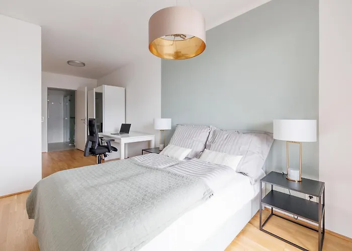 Lovely Apartment In Marina Tower - 10Min To City Center