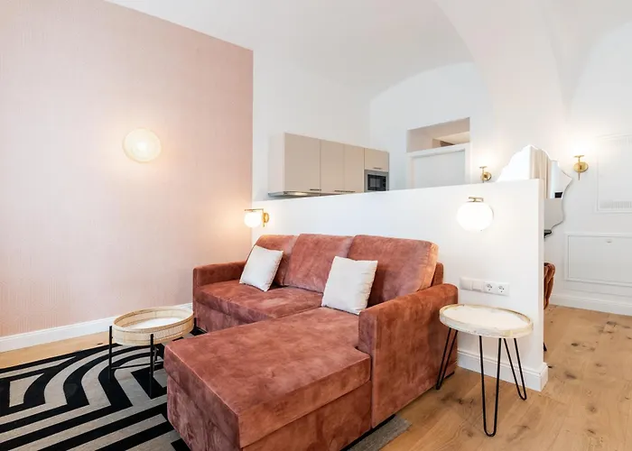Easy-Flat Belvedere - Central Apartments With Ac