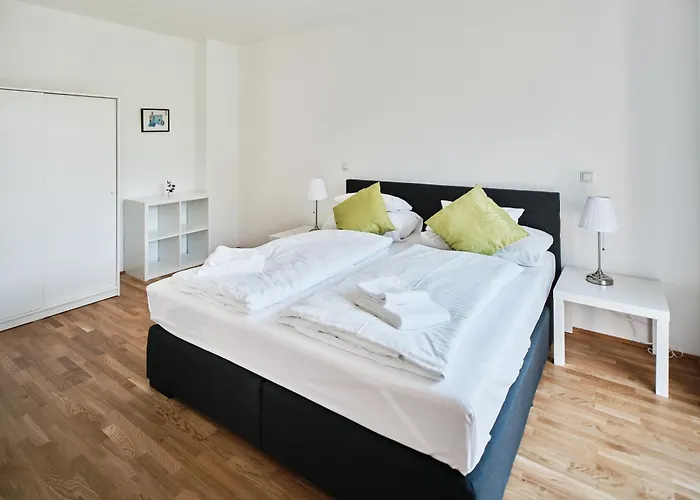 Next To Schoenbrunnpalace Close To Public Transport - Myschoenbrunn Apartments
