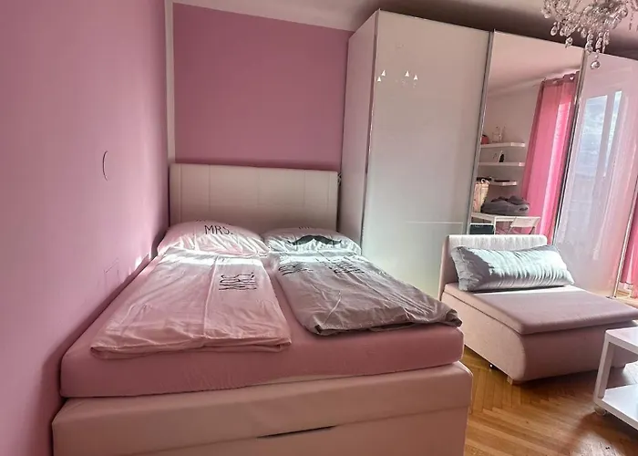1Bedroom Apartment