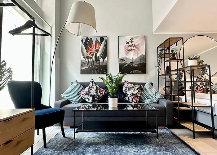City Apartment, Central, 2 Min To U4 Margaretenguertel