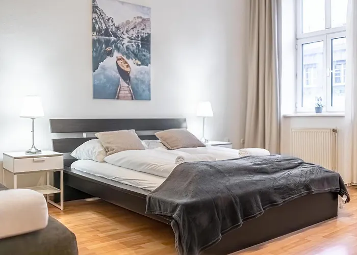 Comfortable 2Br Apt-Near Wiener Stadthalle