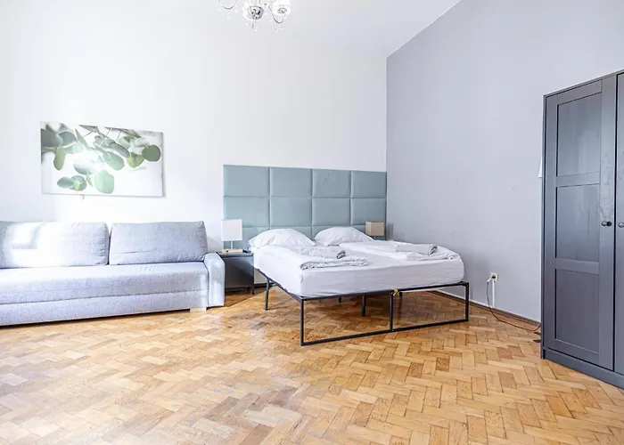Short - Term Rental in Vienna Top U3 Location