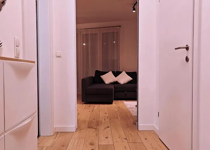 Cozy & Stylish Appartment In Vienna - 1 Min To U3 Metro - Quiet Area With Shops Nearby