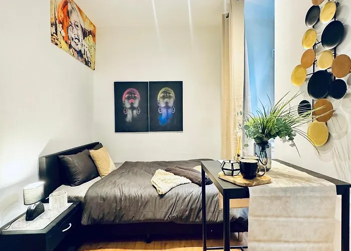 Studio For Two Close To Historic Rathausplatz