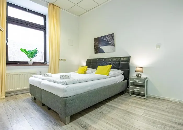 Bright 1BR Apt, Prime Vienna Location&WIFI