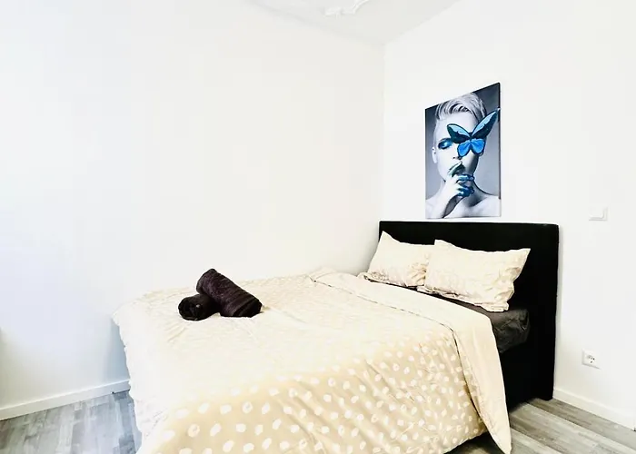 Affordable 4Br Shared Apartment, 10 Min To Fac Platz