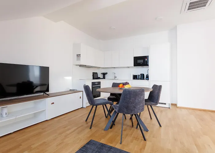 #Greencityliving Hideaway Apartments