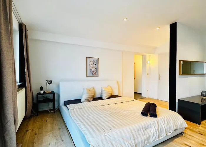 Amazing 2Br Apt, 16-Mins To Blumengaerten