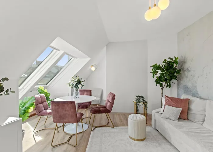 Modern City-View Stay In The Heart Of Vienna