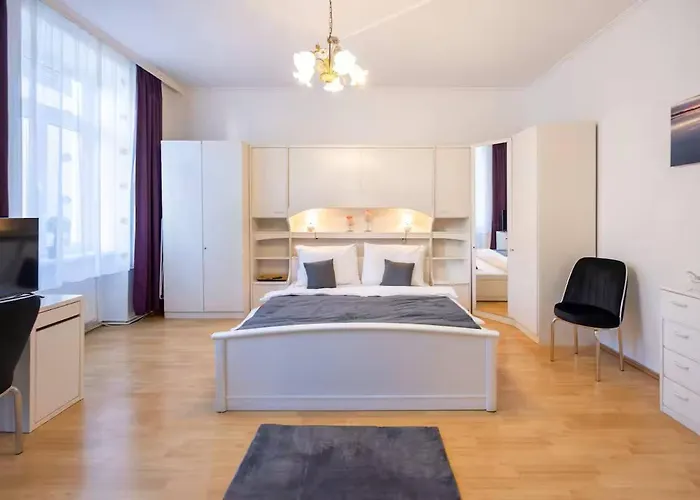Premium Deluxe Zentrum Naehe