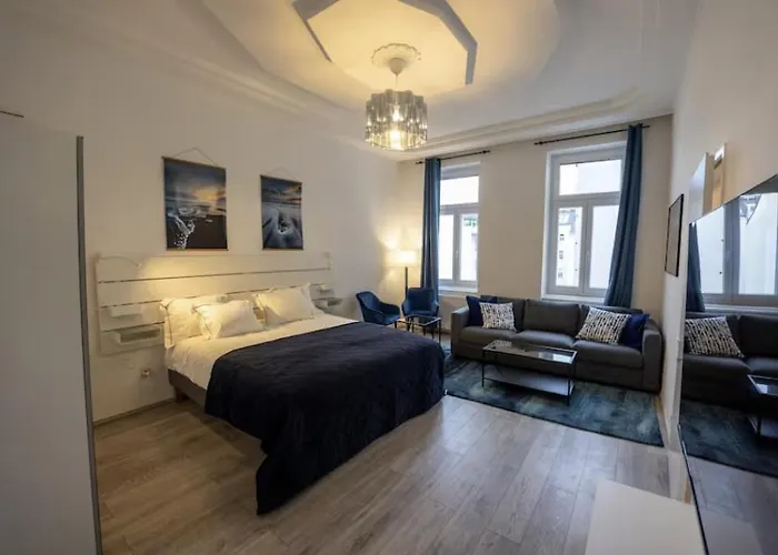 Sapphire Suite