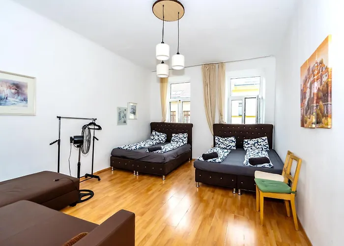 Family Apartment Near Schoenbrunn Palace Hl18