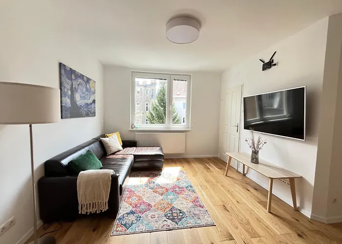 Cozy City Flat Near Metro & Schoenbrunn Palace