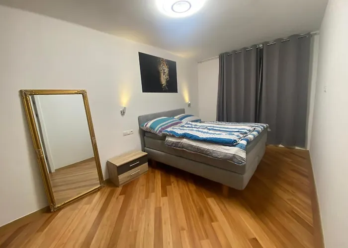 Niceapartstephans