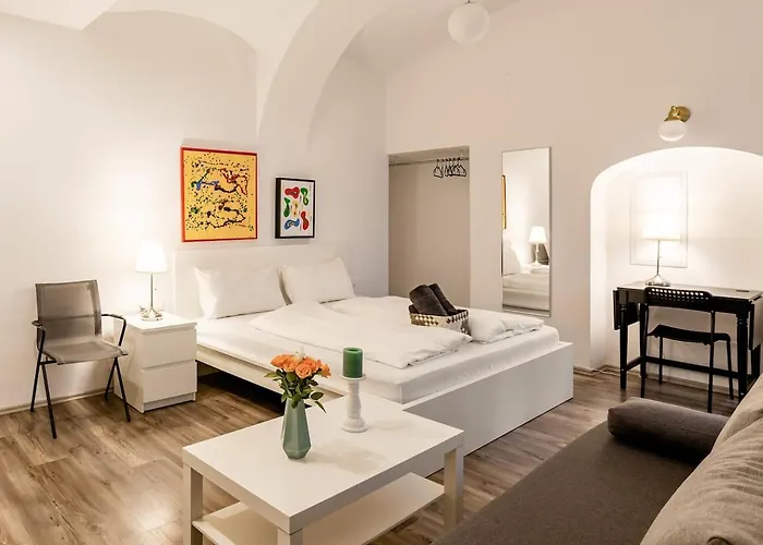 Beautiful Apartment 3 City Center