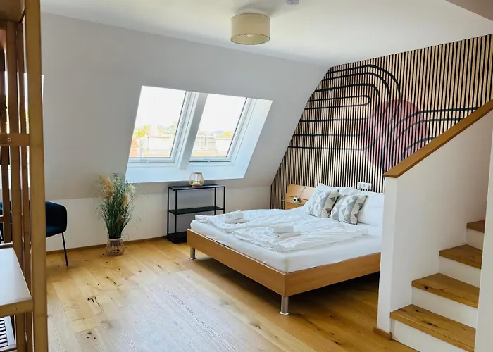 Orestaliving - Penthouse In 2Nd District With View