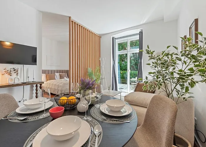 Central & Peaceful Apartment With Terrace