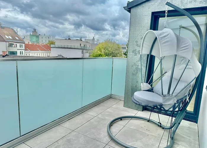 Asp Modern Apartments With Balcony & Free Parking