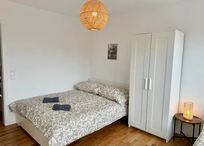 Rooftop Apartment With Free Parking
