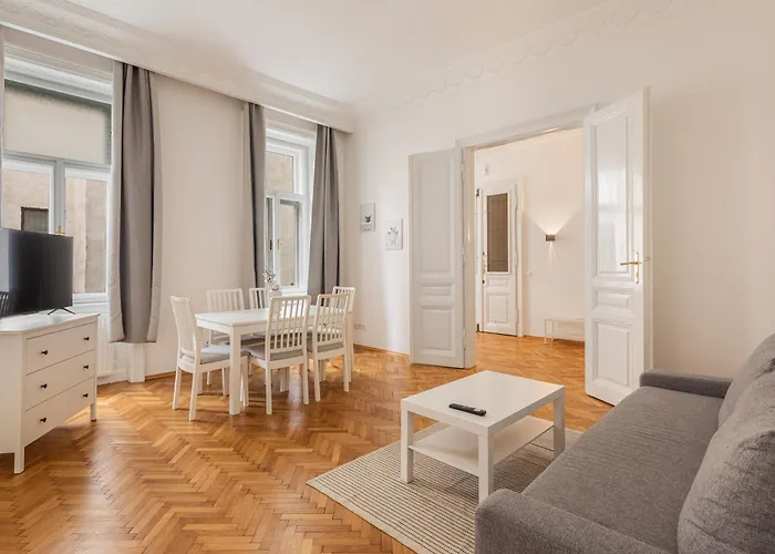 Grand Viennese Residence 2