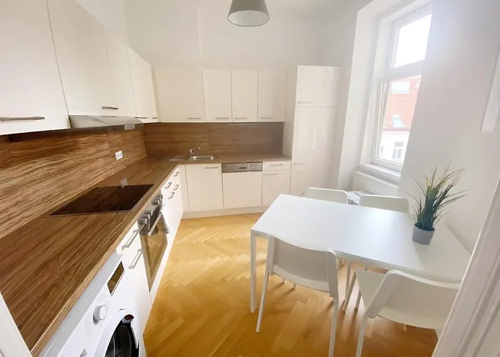 Modern, Bright, Spacious 3-Room-Apartment In A Nice Area Of Vienna