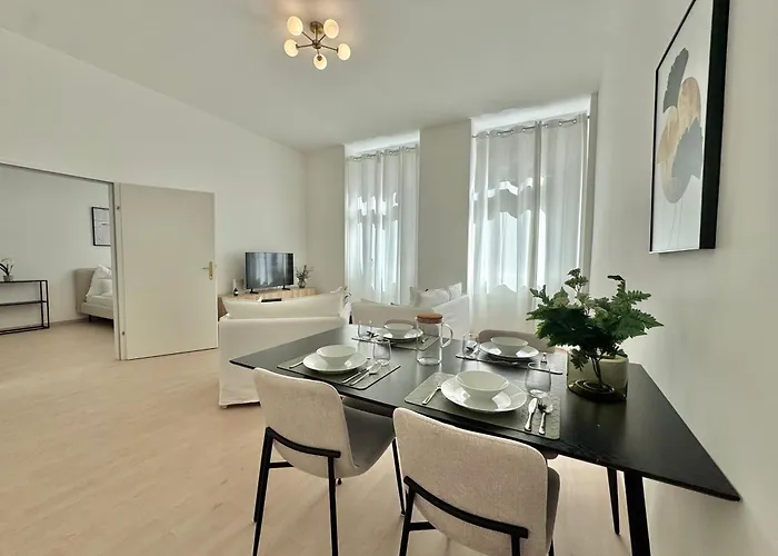 La Rosa Vienna - Luxury Apartment Near Westbahnhof