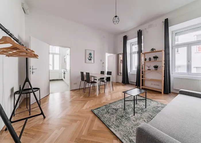 Trendy Schoenbrunn Apartment