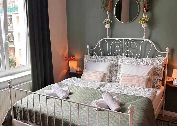 Big Luxury 3Br In Center