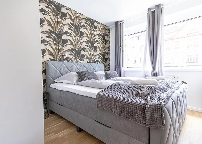 Stylish 1Br With Living Room 9 Min To Downtown Metro Nearby