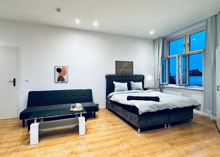 Bright Private Rooms In 4Br Apartment Near Kaufpark Alterlaa