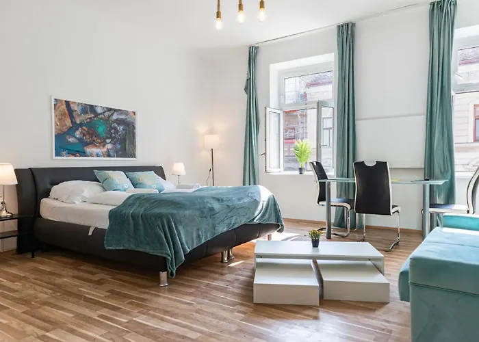 Beautiful 2Br Apartment With Wifi In A Prime Location