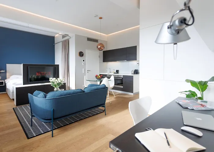 Penthouse-Flair With Skyline-View
