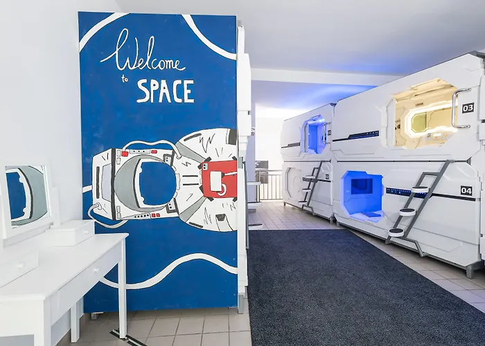 Space Home Apartment - Inner City