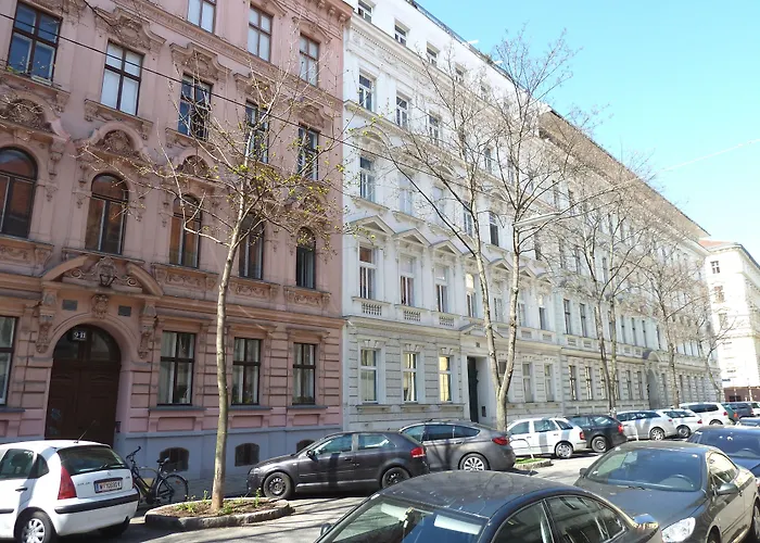 Sobieski Town Apartments