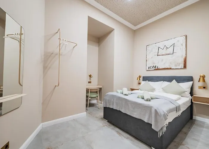 District One - Hideaway Hostel
