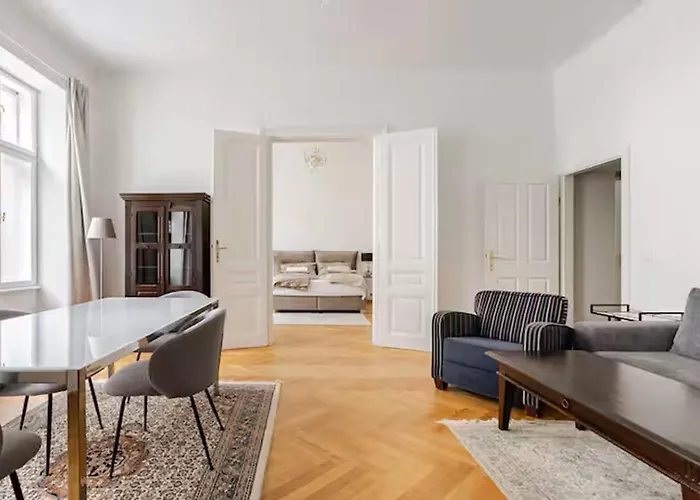 Apartment Danube Chanel