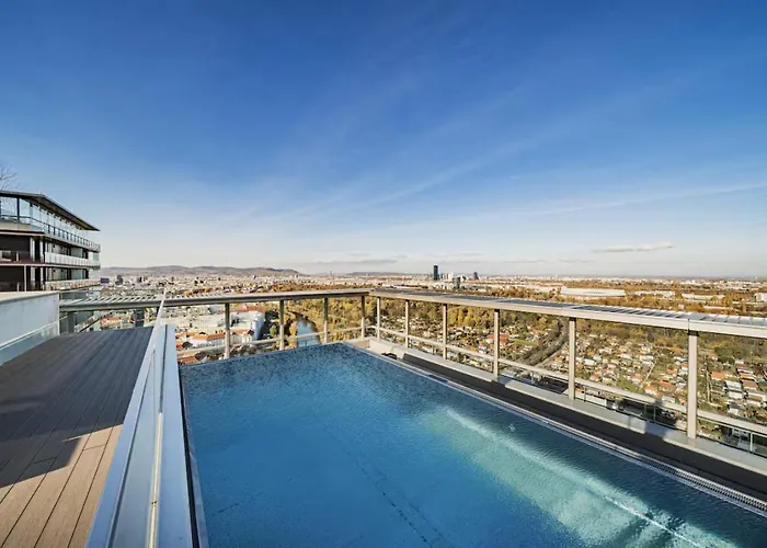 Skyline Apartment With Skypool And Free Parking
