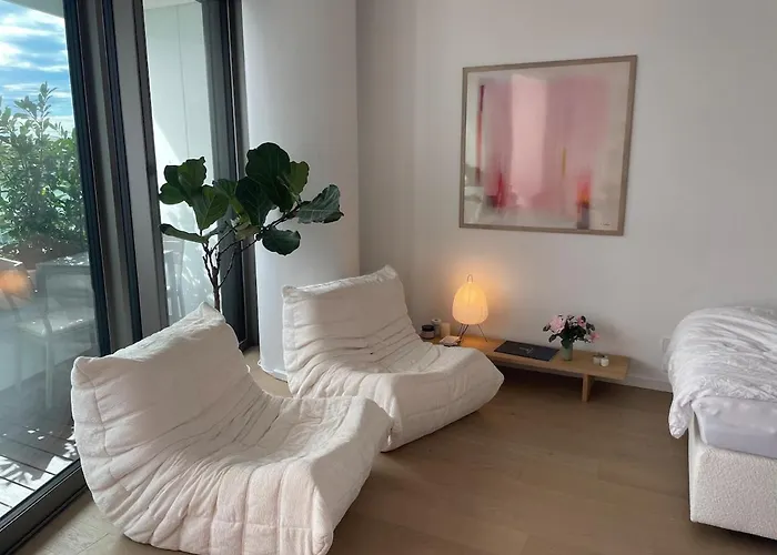 Wellness Oase Direkt An Der Donau In Wien 22 Nahe Zum Vic Vienna International Center And Uno