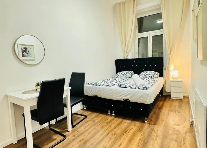 Spacious Private Rooms In 5Br Apartment Near Atzgersdorf Station