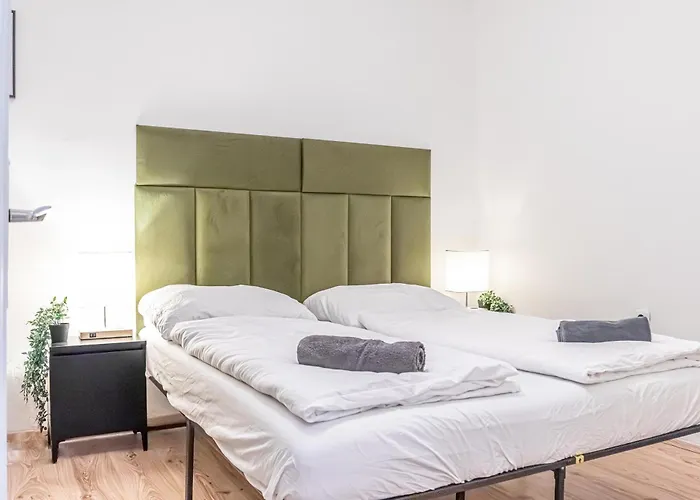 Affordable 2Br Apartment, Best For Short & Long Stay