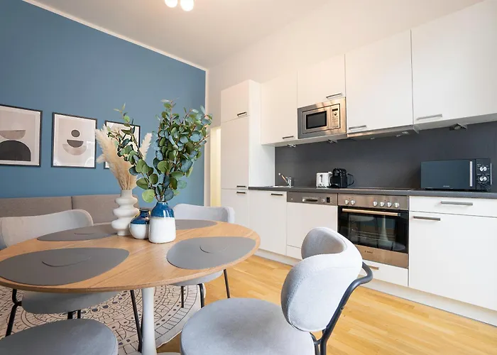 Bright Apartment In The Third District With A Terrace