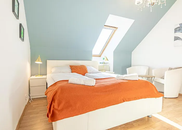 Charming 2 Apartments Ideal For Extended Stays