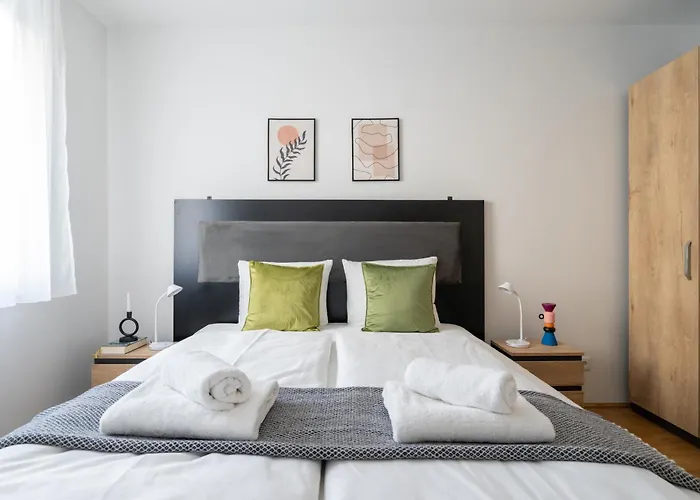 Chic 1Br, Fast To Downtown