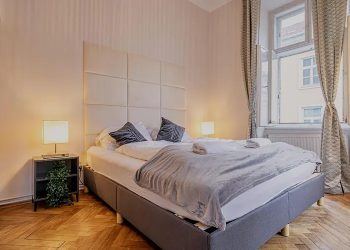 Comfortable 2Br & 1Lr Apt In Central Vienna
