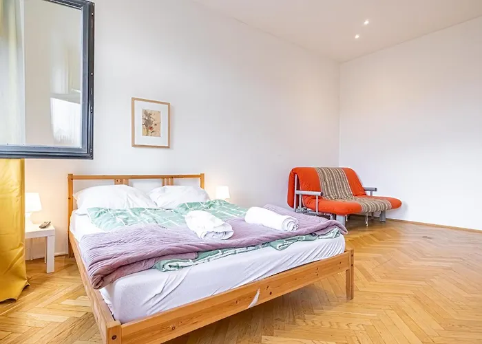Lovely 4Br Apt Garden By Lorenz Boehler & Danube