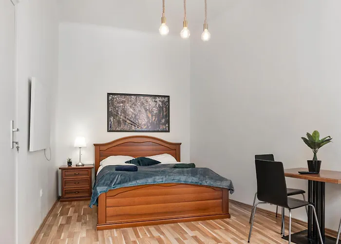 Modern 1Bedroom Apartment Central Location