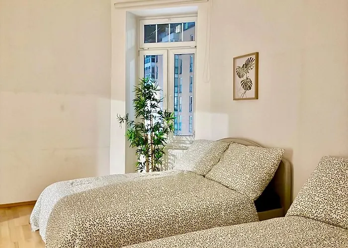 100 M2 3-Bedroom Central Apartment
