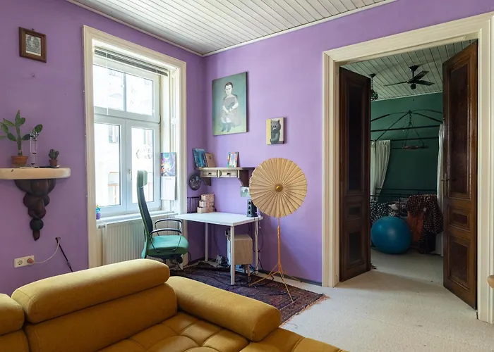 Cosy & Convenient Viennese Charm