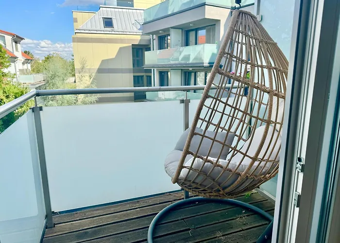 145 M2 4-Bedroom Apartment With Balcony & Free Parking